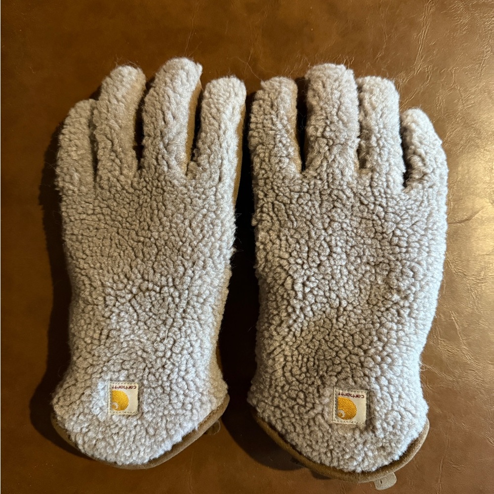 Carhartt women’s insulated Sherpa gloves